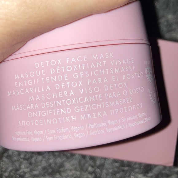 Kylie Skin Face Mask - Picture 5 of 14